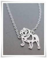 Collar B.Inglés plateado